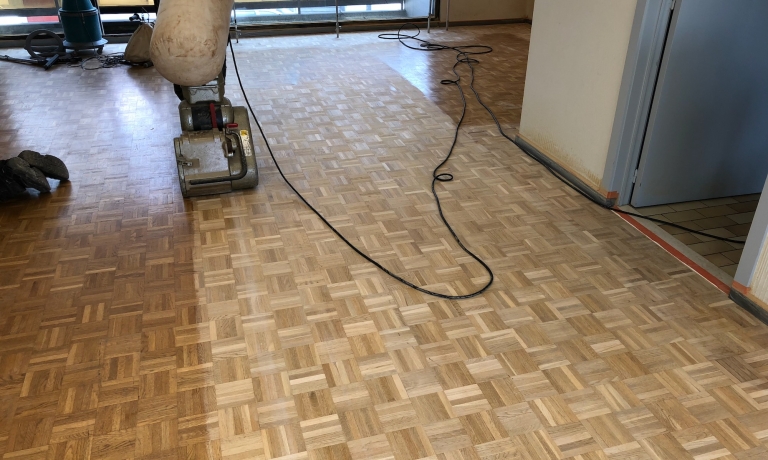 Renovatie parket KBC