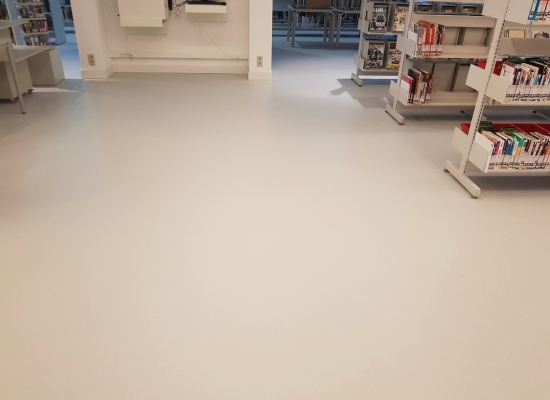 Lino na eerste reiniging