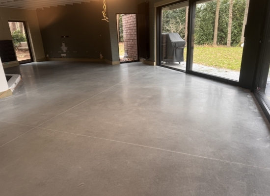 Polybeton voor curing- & sluierverwijdering